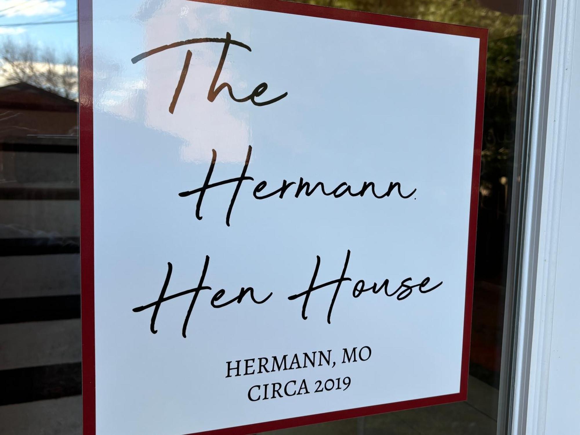 Hermann Crown Suites 外观 照片
